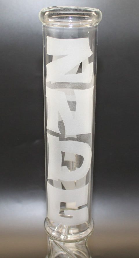Glasbong Moin und Zündung 45 cm Hohe Eis-Wasserpfeife-Logo-Vorne